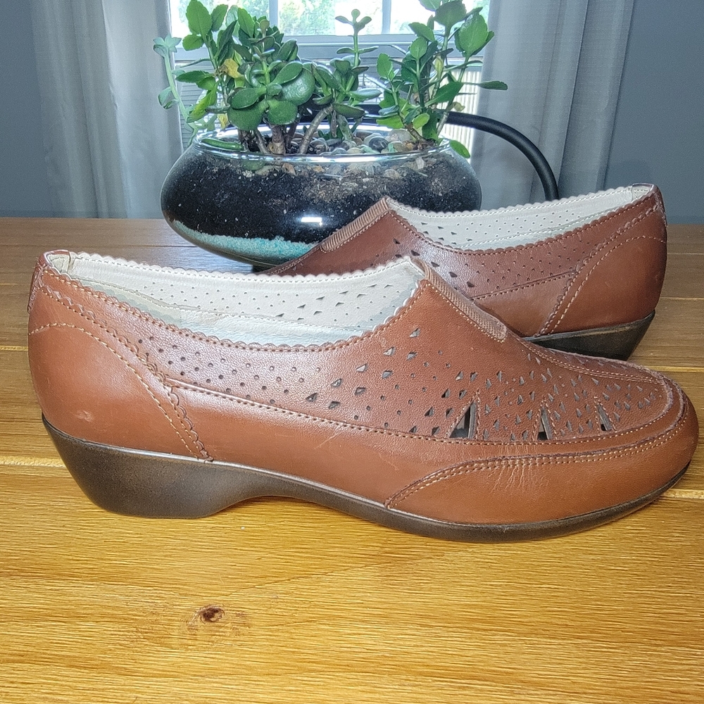 Easy Spirit Duff Pump -Size 7.5‎